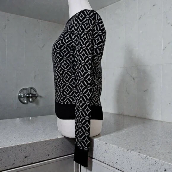 Michael Kors Size Medium (10-12) Black and Grey Logo Jacquard Sweater NW - Picture 6 of 13